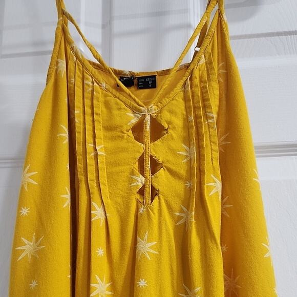Volcom Yellow Star Camisole Top - Picture 6 of 12